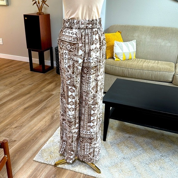 Boho Elastic Waist Flowy Wide Leg Palazzo Pants - Picture 2 of 9